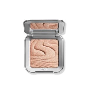 r.e.m.beauty Interstellar Highlighter Topper Miss Mercury